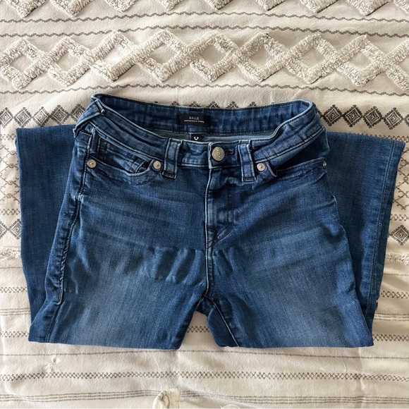 True Religion Halle Mid Rise Super Skinny Jeans Size 27 - Picture 5 of 12